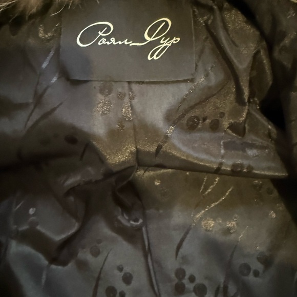 Mink Fur Coat with Silver Fox Hood – Black – Excellent Condition - Picture 12 of 16